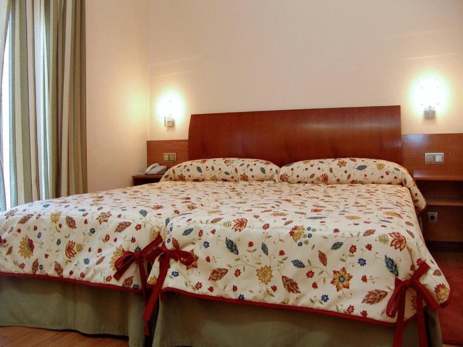 Complejo El Carrascal Hotell Muñana Exteriör bild